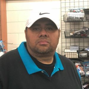 Meet your Posher, Luis